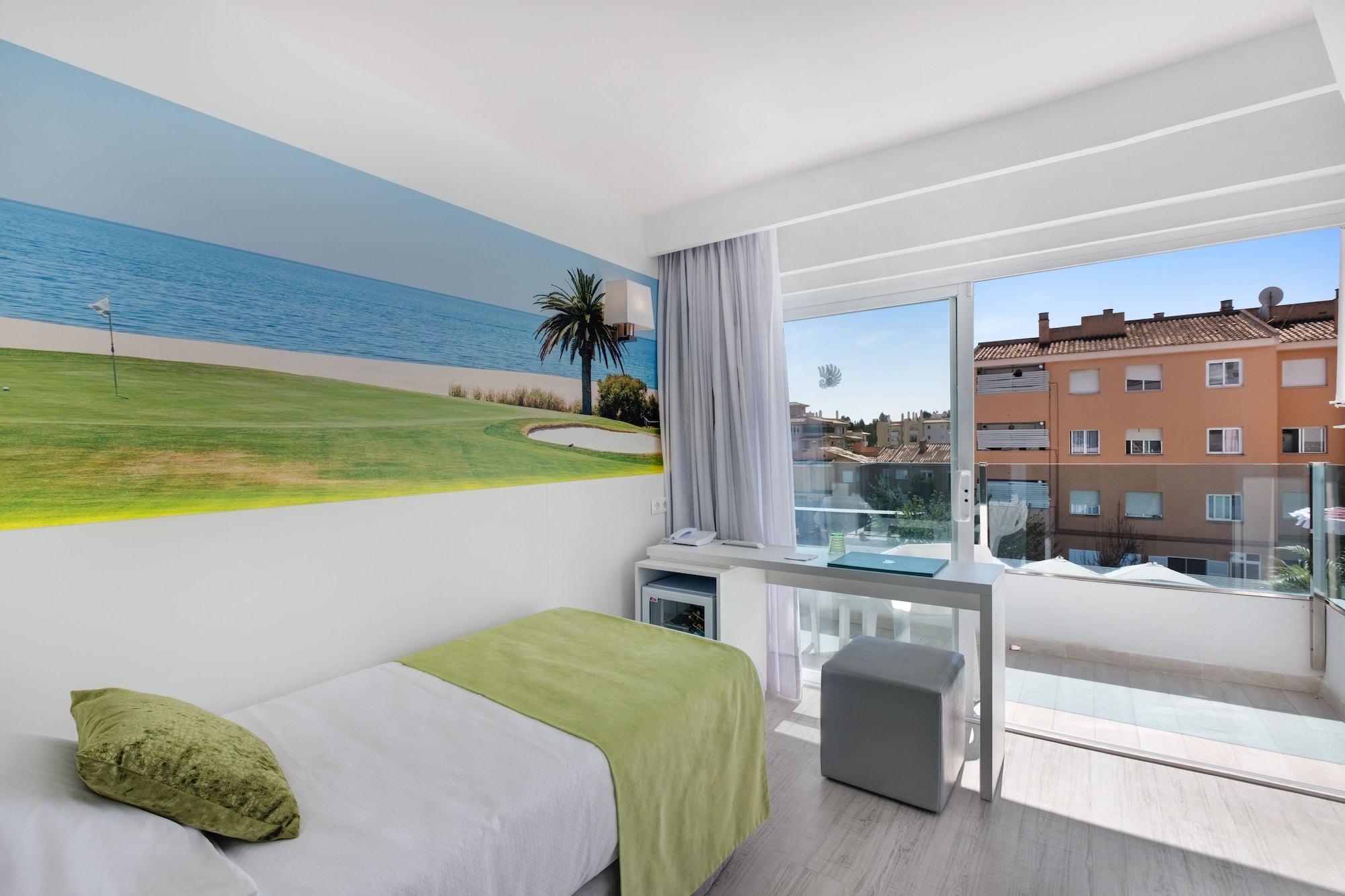 Hotel Plaza Santa Ponsa Boutique - Adults Only. Extérieur photo