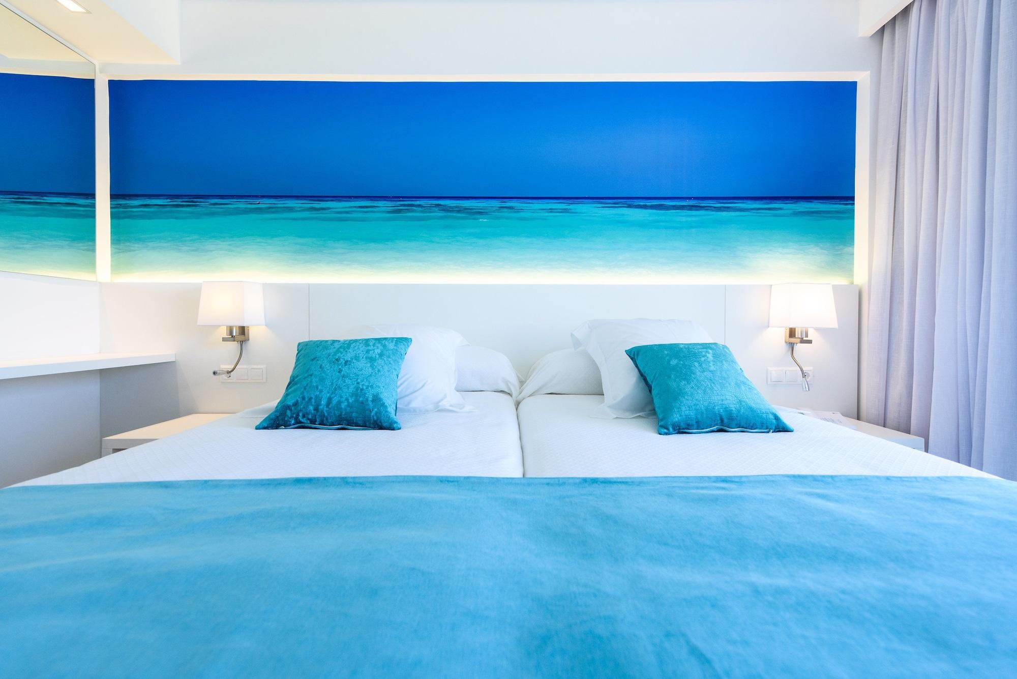 Hotel Plaza Santa Ponsa Boutique - Adults Only. Extérieur photo