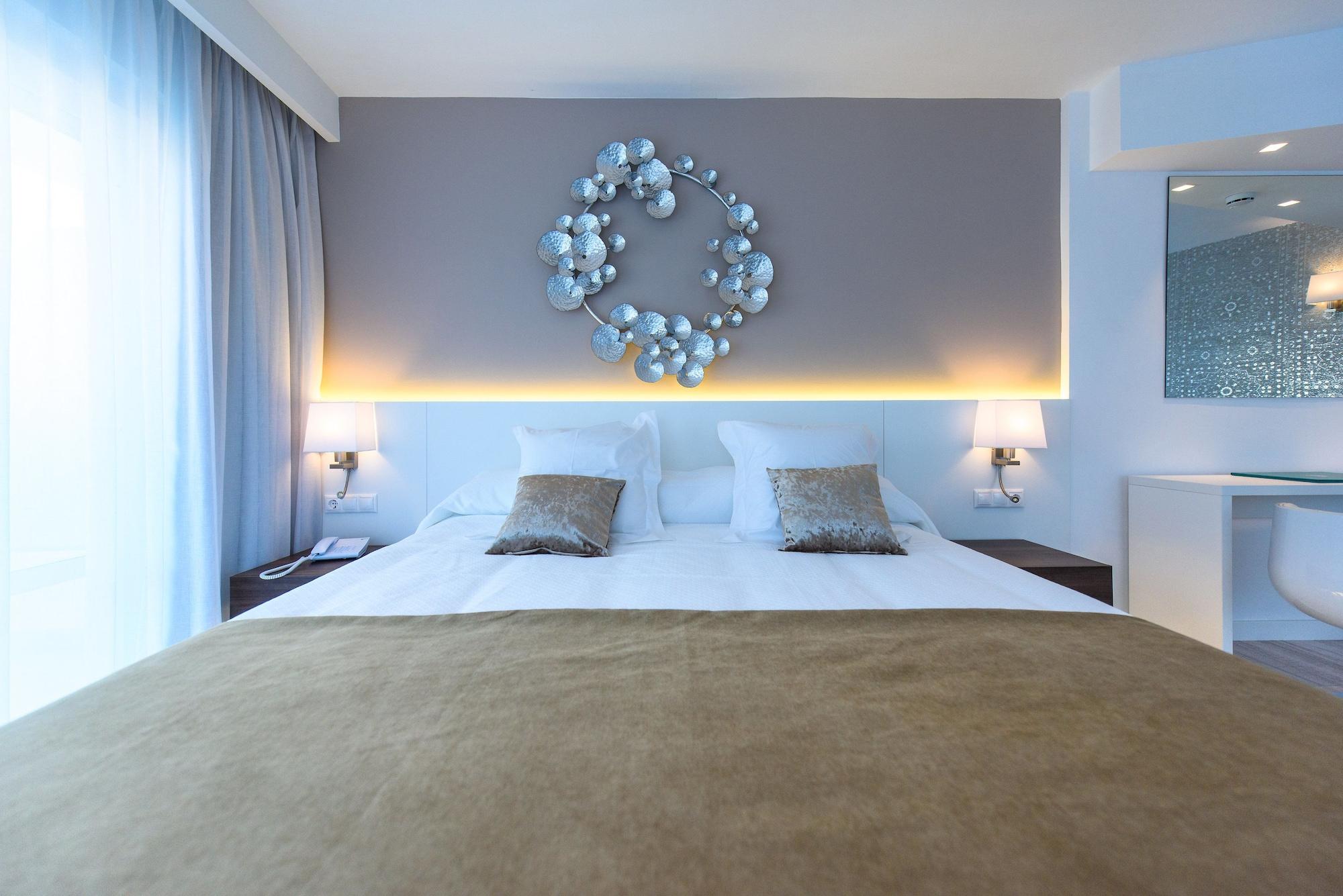 Hotel Plaza Santa Ponsa Boutique - Adults Only. Extérieur photo