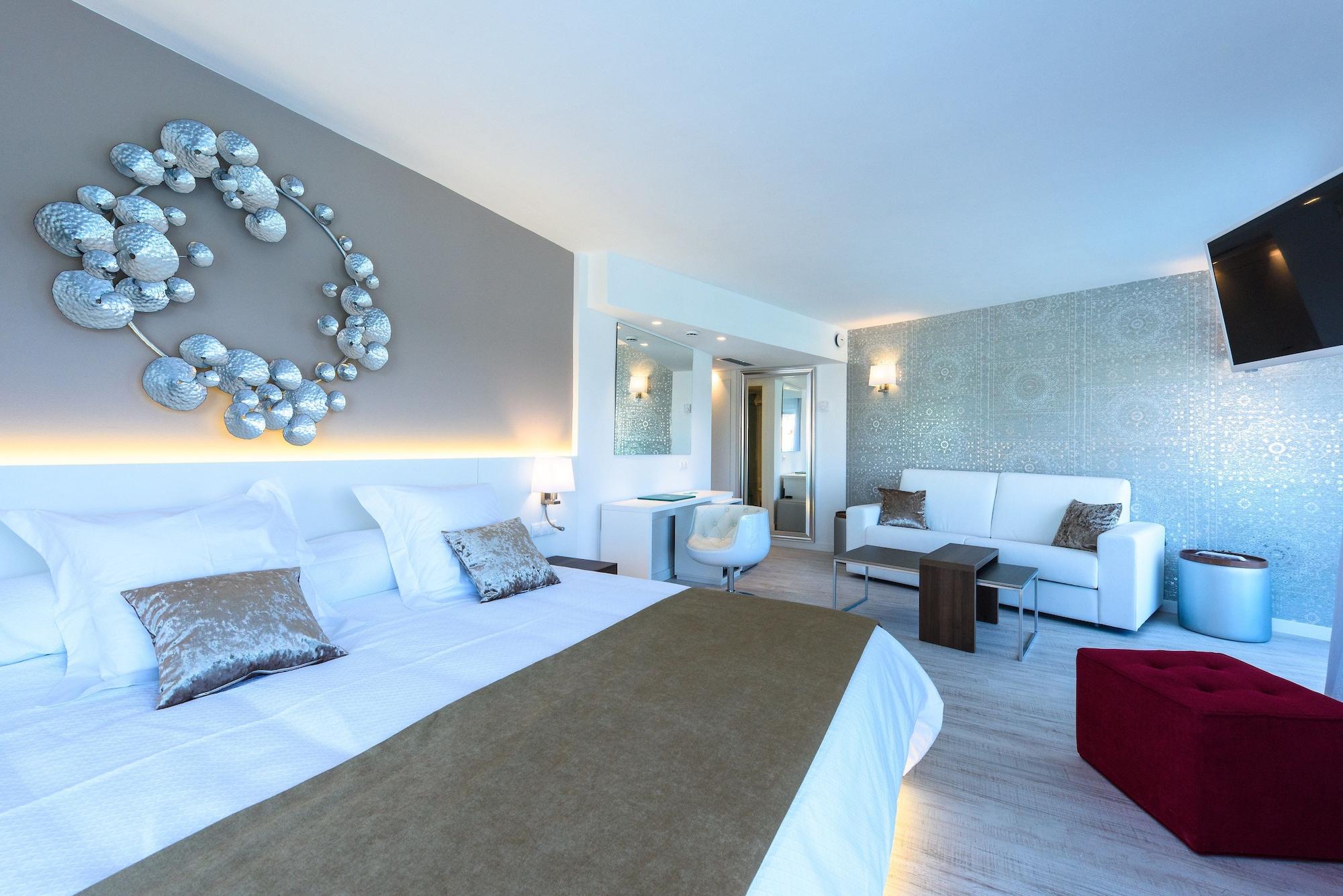 Hotel Plaza Santa Ponsa Boutique - Adults Only. Extérieur photo