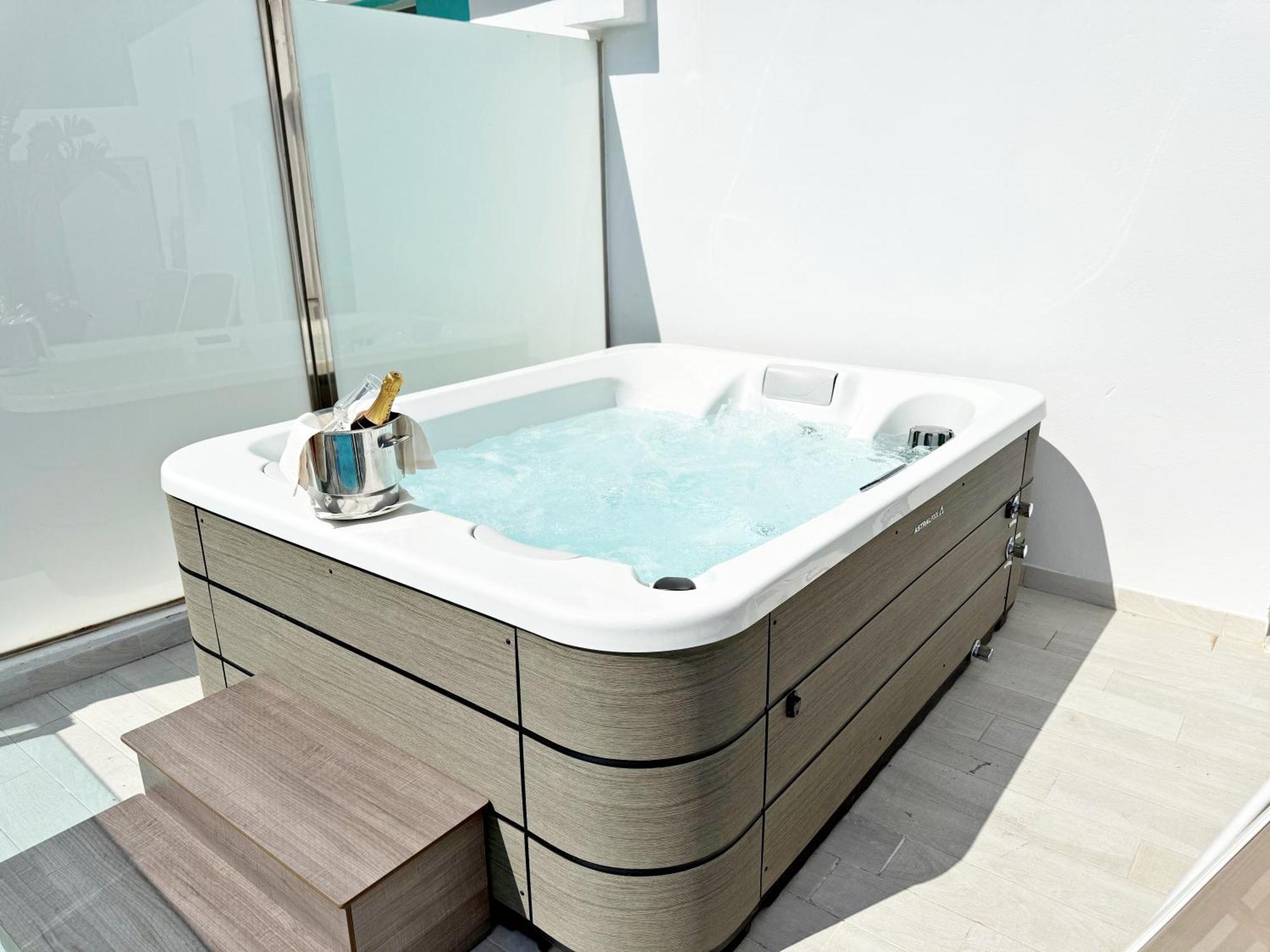 Hotel Plaza Santa Ponsa Boutique - Adults Only. Extérieur photo