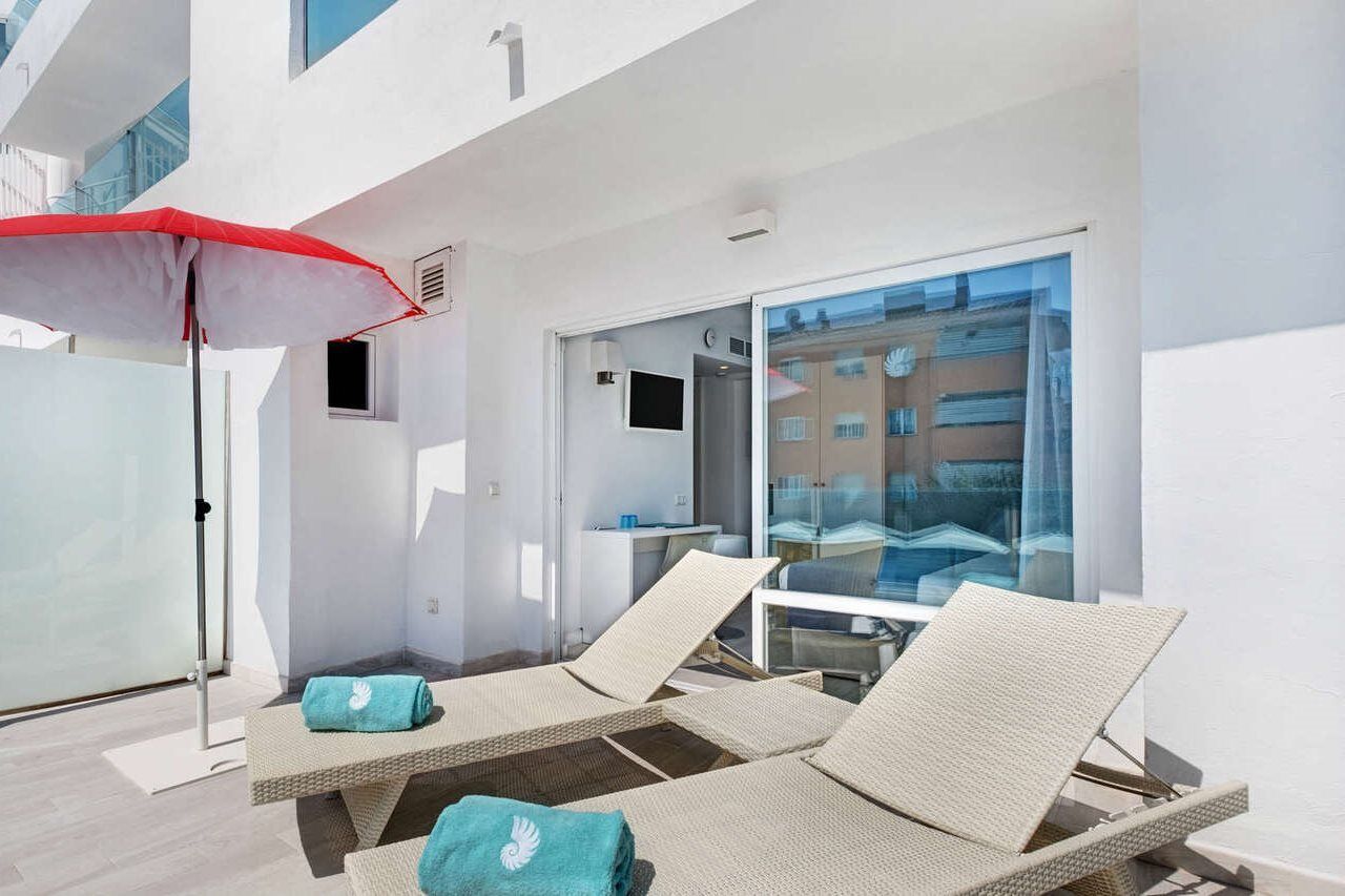 Hotel Plaza Santa Ponsa Boutique - Adults Only. Extérieur photo